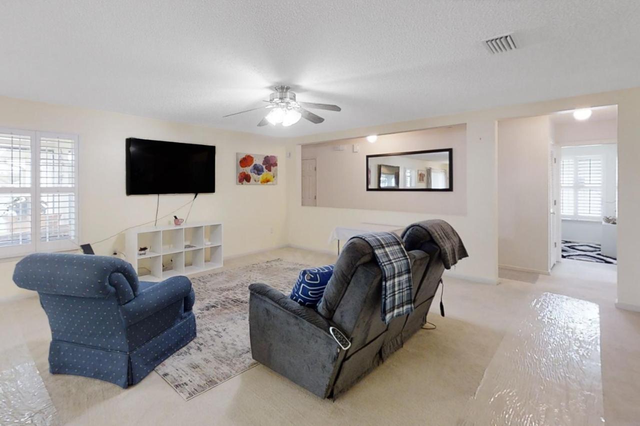 The Home On Tyson Lake Drive Jacksonville Bagian luar foto