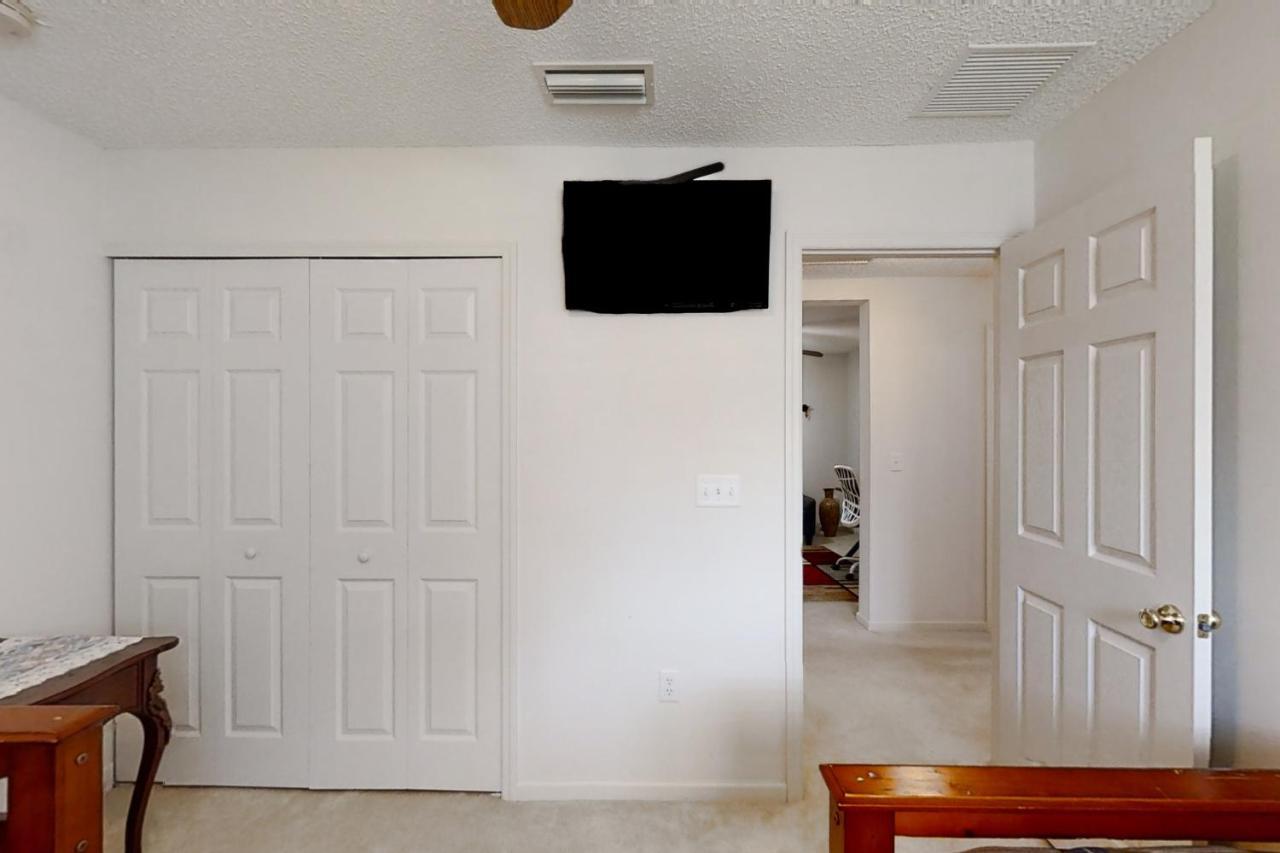 The Home On Tyson Lake Drive Jacksonville Bagian luar foto