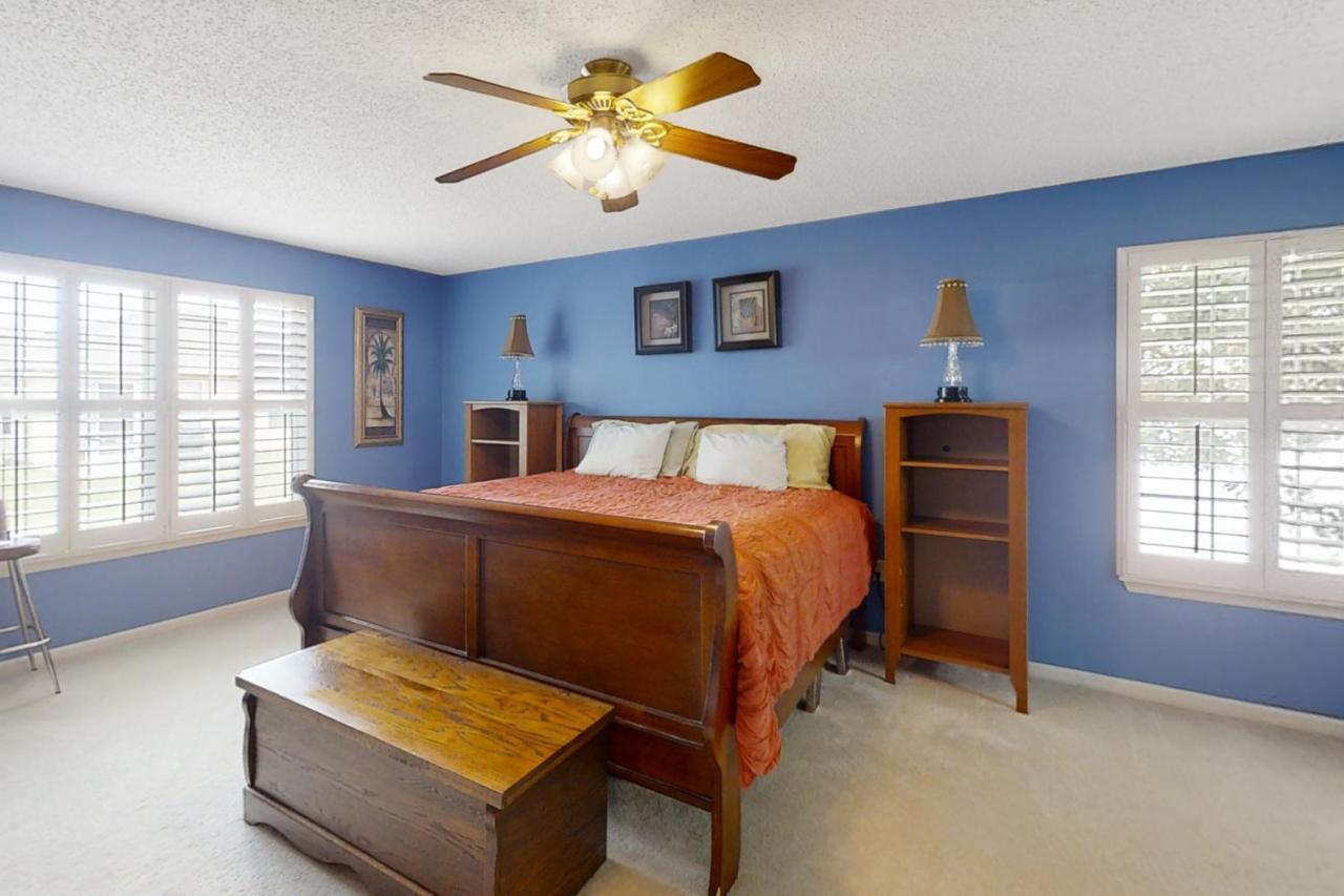 The Home On Tyson Lake Drive Jacksonville Bagian luar foto