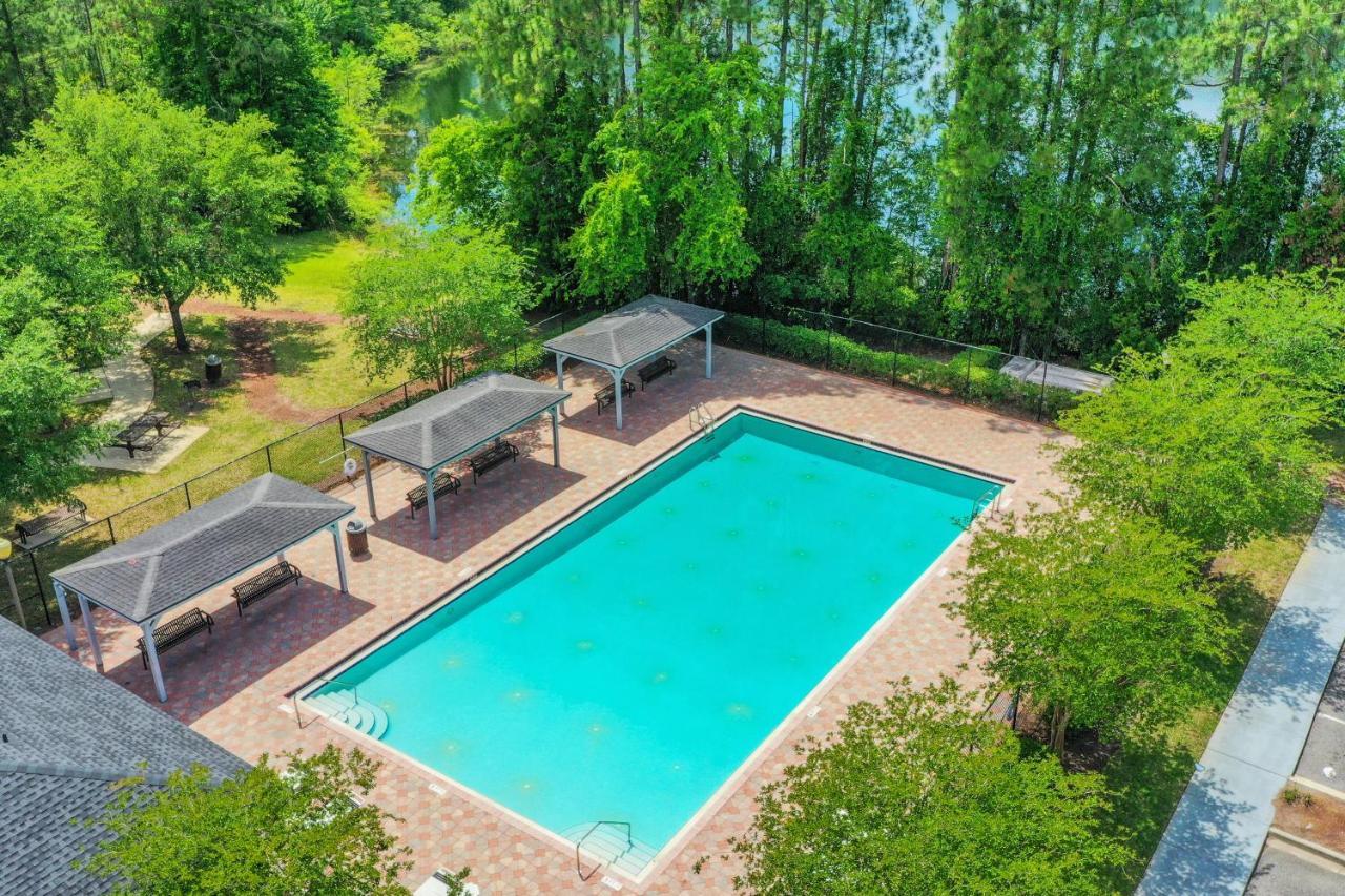 The Home On Tyson Lake Drive Jacksonville Bagian luar foto